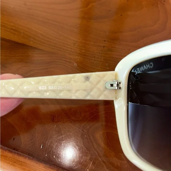 CHANEL Black Sunglasses w/ Box New - Picture 4 of 7